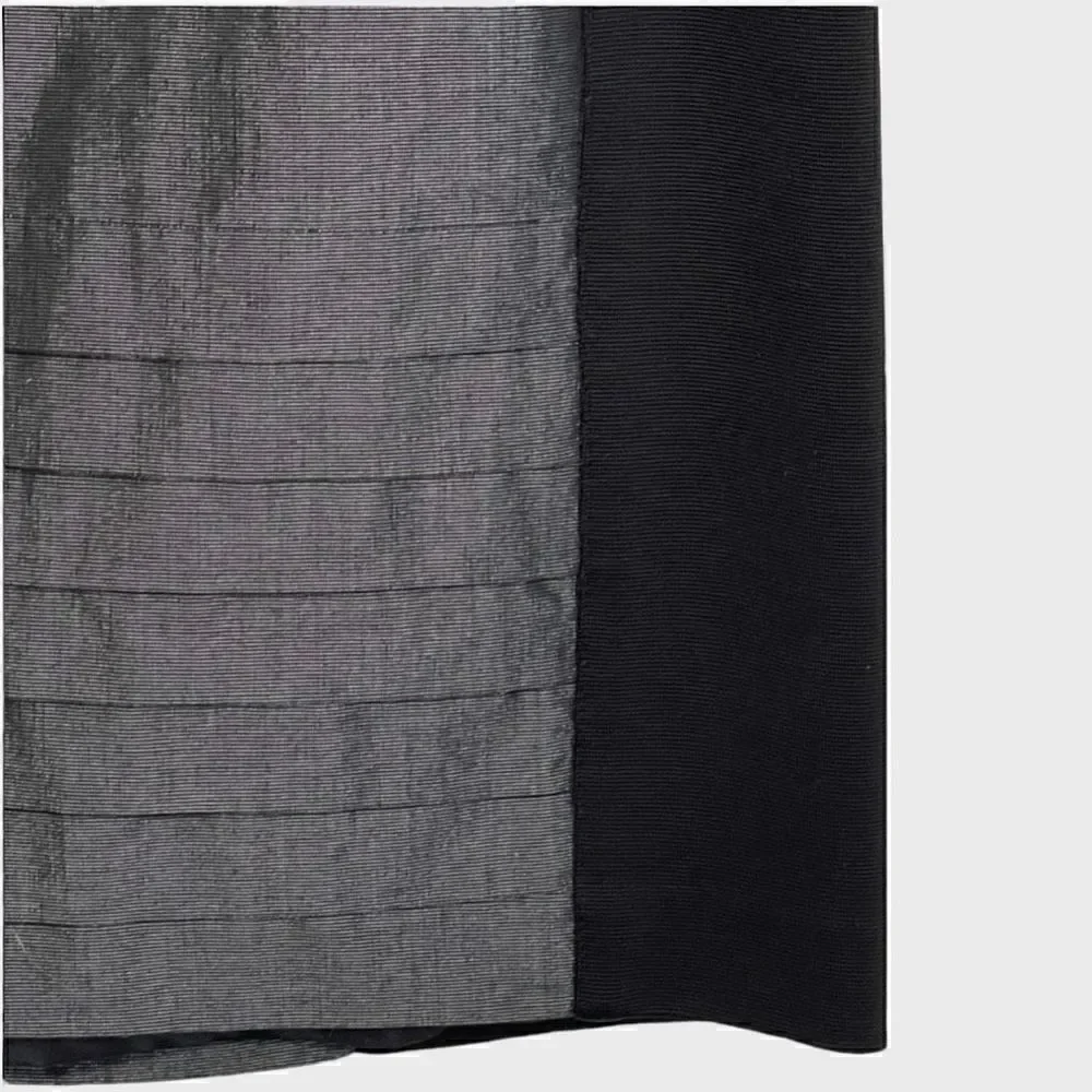 Bebe Black & Silver Stretchy Mini Skirt With Removable Elastic Belt Sz 8